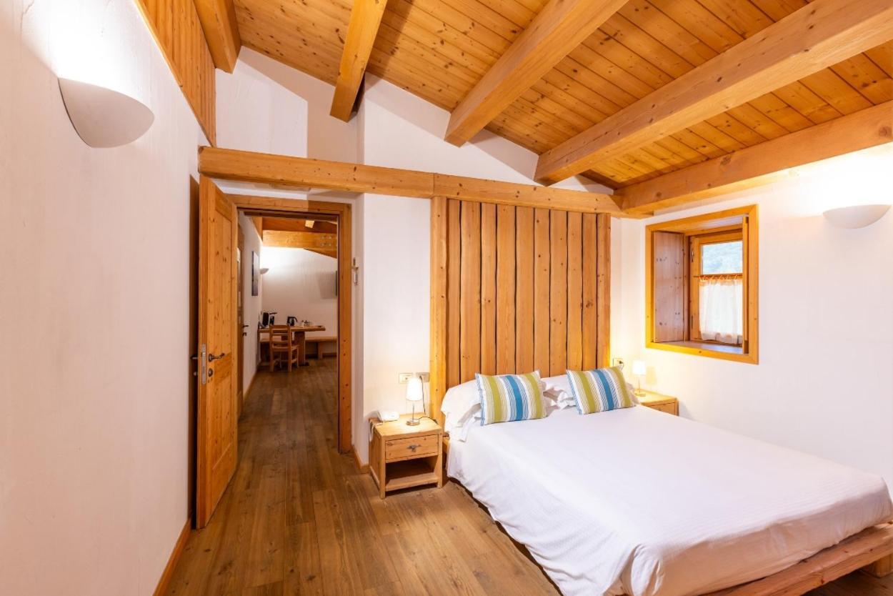 Agriturismo La Fiorida Mantello ภายนอก รูปภาพ