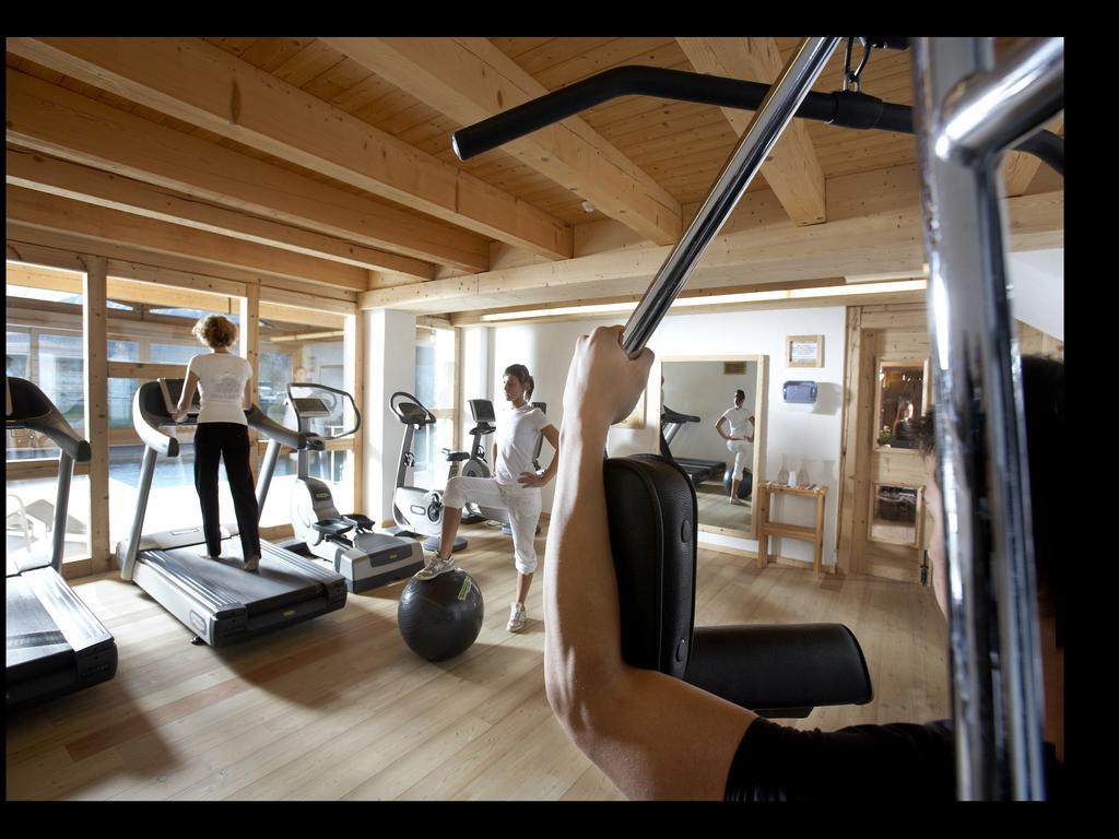 Agriturismo La Fiorida Mantello ภายนอก รูปภาพ